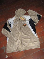 福州荣登贸易 一站式鞋帽、服饰及童装运动休闲套装零售与批发